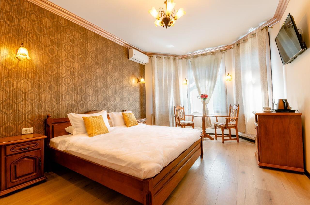 Vila Genia Кымпулунг-Молдовенеск Экстерьер фото
