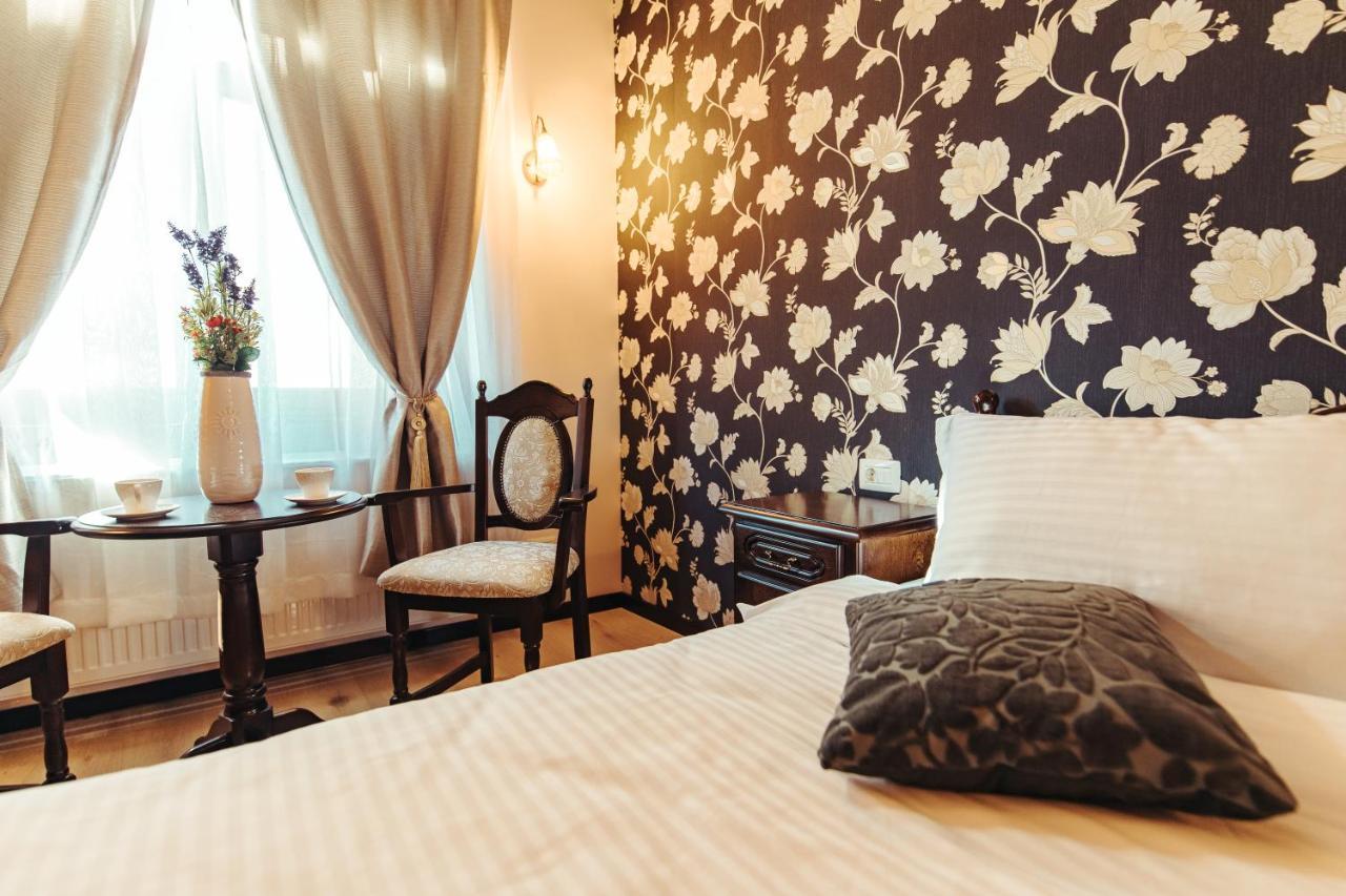 Vila Genia Кымпулунг-Молдовенеск Экстерьер фото
