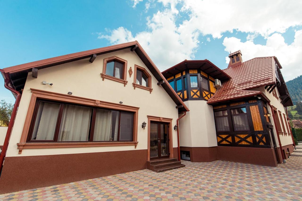 Vila Genia Кымпулунг-Молдовенеск Экстерьер фото